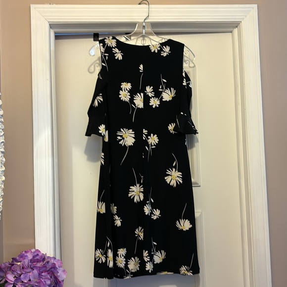 Tommy Hilfiger Floral-Print Jersey Mini Dress - size 6 - Picture 5 of 5